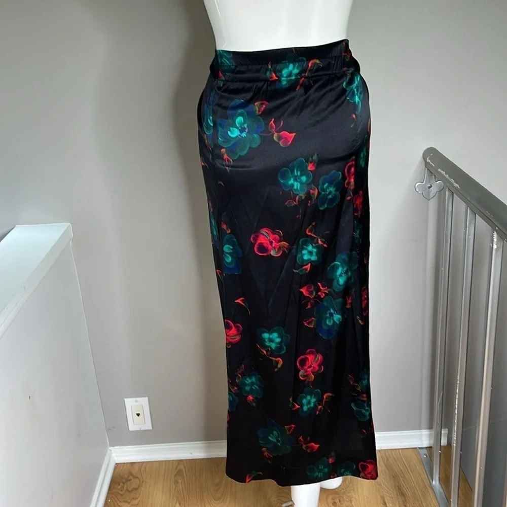 Ganni Sz 32 / US 0 Floral Print 100%Silk Pull On Tie Front Skirt - New with Tags